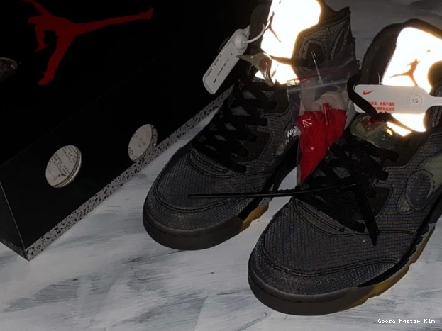 Jordan Black CT8480-001 Off-White Air x 5 0611